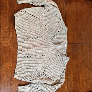 moon & madison V-Neck Sweater in Cream